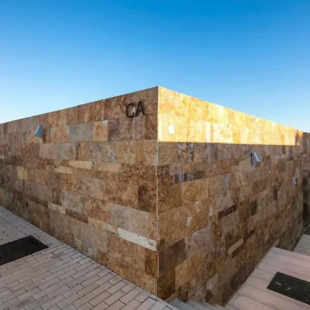 L Orangerie Ca By Intiholidays